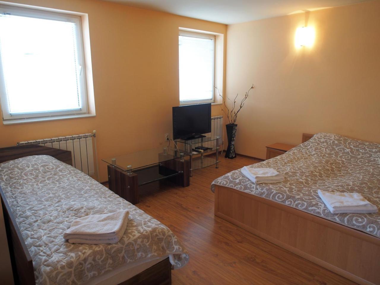 Hotel Maria Vratsa Eksteriør bilde