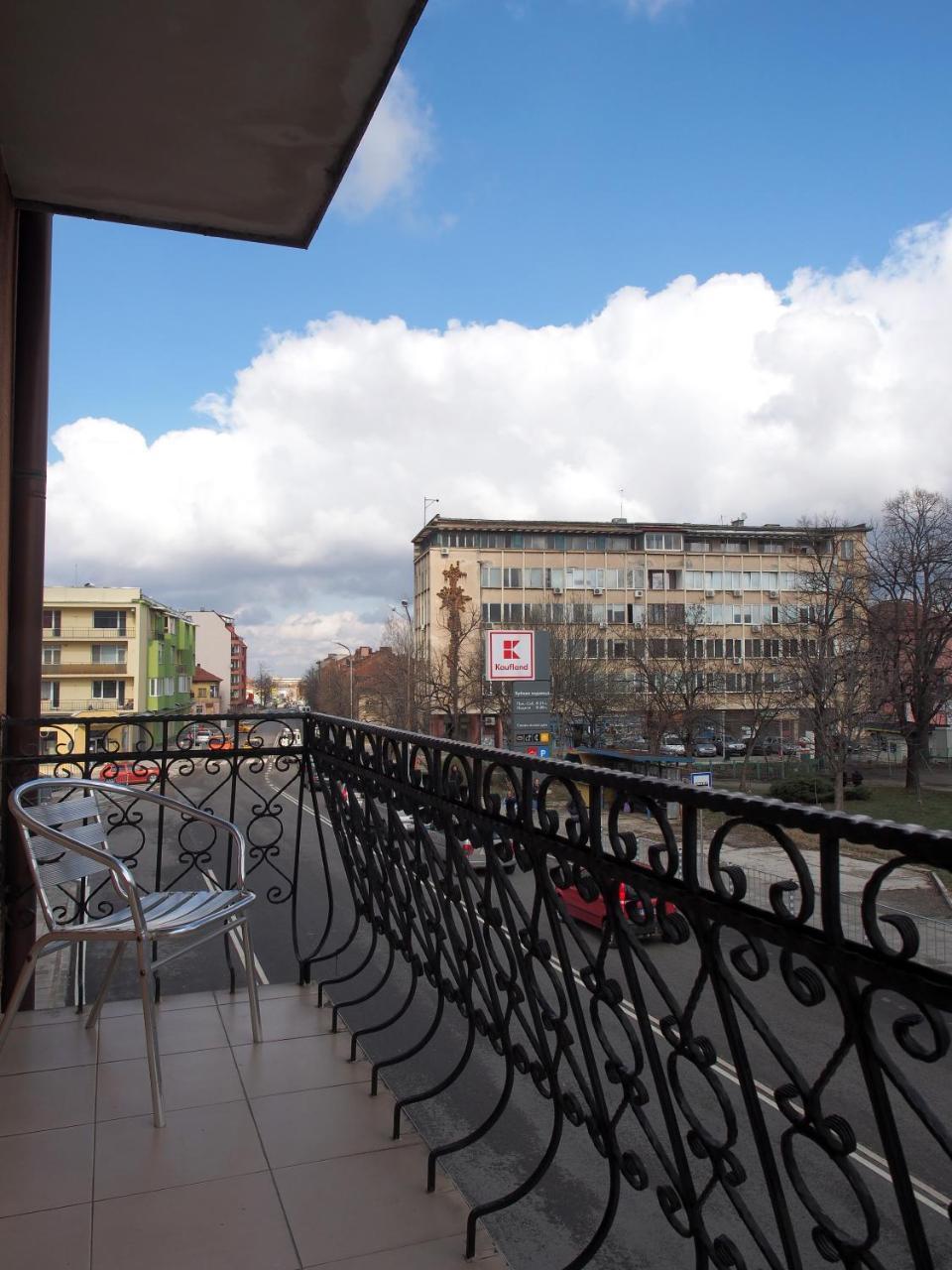 Hotel Maria Vratsa Eksteriør bilde