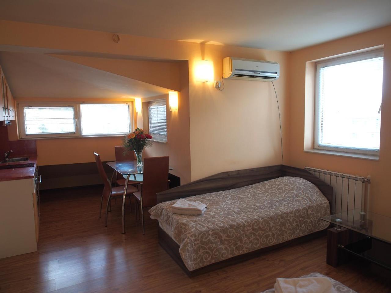 Hotel Maria Vratsa Eksteriør bilde